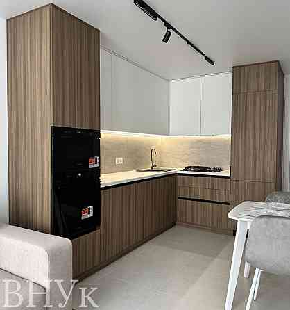 Продаж Квартира 3-кімнатна, 6/12 поверх на вул. Київська Тернополь