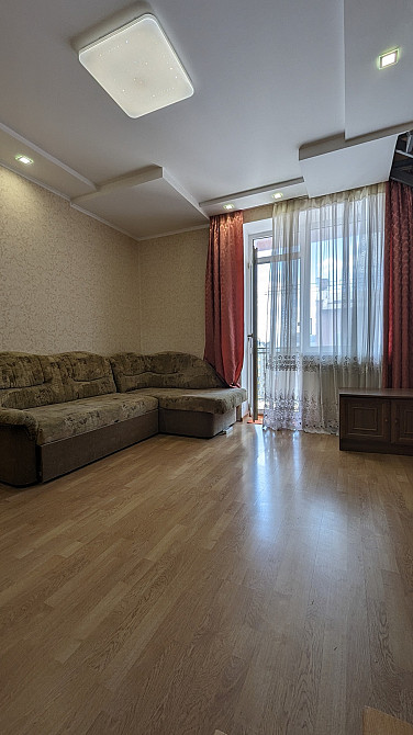 Продаж Квартира 3-кімнатна, 10/10 поверх на вул. Симоненка В. Івано-Франківськ - фото 1