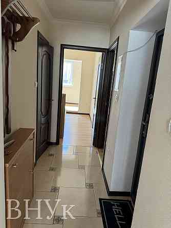 Продаж Квартира 2-кімнатна, 3/3 поверх на Крилова Луцьк