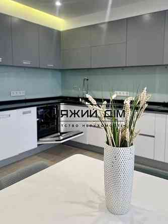 Продаж видовий 2к. кв. студіо біля м.Васильківська, ЖК 4 сезони. № 21144411 Київ