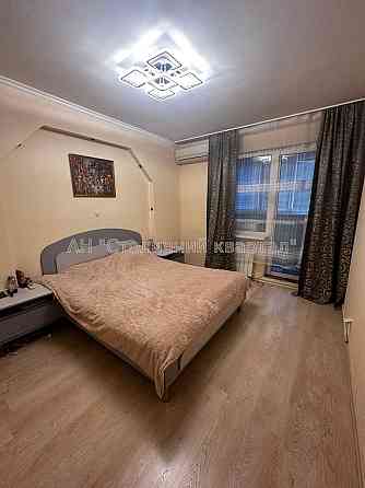 Продаж Квартира 2-кімнатна, 16/16 поверх на Урлівська вул., 9 Київ