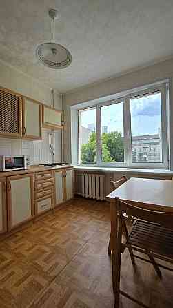 Оренда Квартира 1-кімнатна, 5/11 поверх на Виноградний провулок, 1/11 Киев