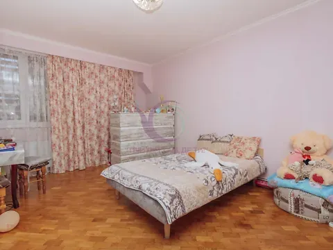 Продаж 3к Квартира 80 кв.м Вокзальна (Гагаріна Юрія) вулиця 54Б Чернівці - фото 4