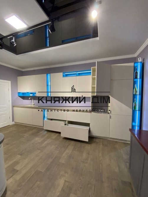 Продажа 3-х этажного дома на Осокорках. № 2211542 Київ - фото 10