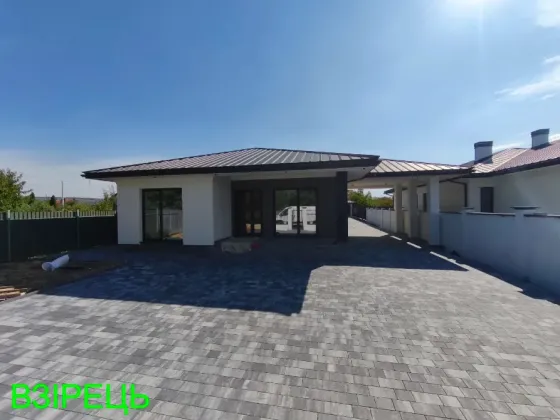 Продаж 1-поверховий Будинок з ділянкою 7.5 сот 140 кв.м 4 кімн. на Зелена Ужгород