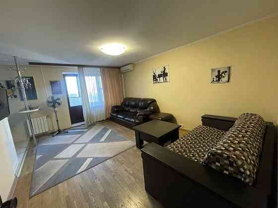 Продаж Квартира 3-кімнатна, 4/10 поверх на Лісківська вул., д. 5 Киев