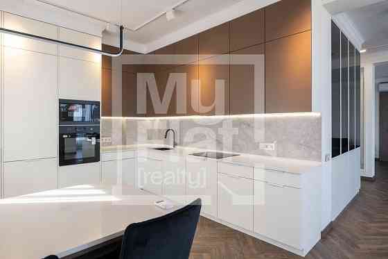 Оренда Квартира 4-кімнатна, 25/27 поверх на вул. Болсунівська Kiev