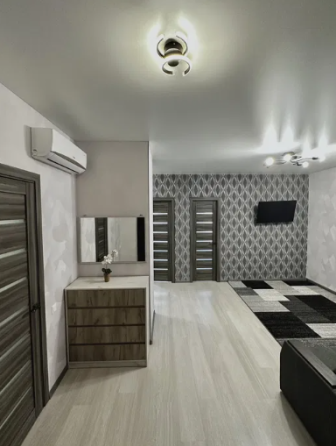 Продаж Квартира 2-кімнатна, 19/19 поверх на Жемчужная улица Одеса