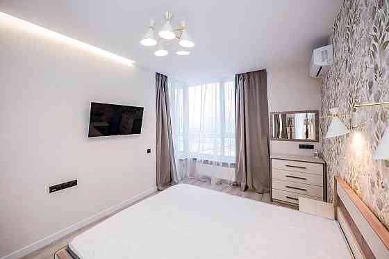 Продаж Квартира 1-кімнатна, 11/17 поверх на Олександра Олеся вул., д. 6А Kiev