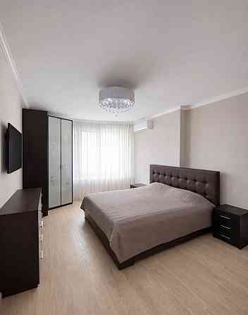 Продаж Квартира 3-кімнатна, 13/25 поверх на Мишуги Александра вул., д. 2 Київ