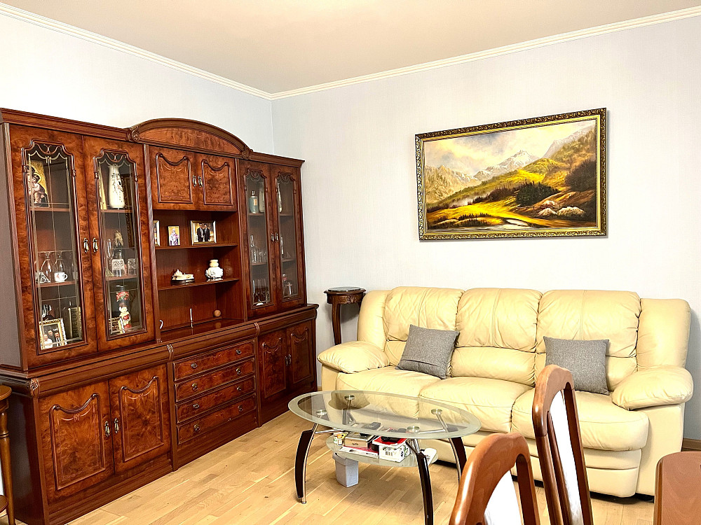 Продаж Квартира 3-кімнатна, 11/18 поверх на Старонаводницкая вул., д. 3 Киев - изображение 2