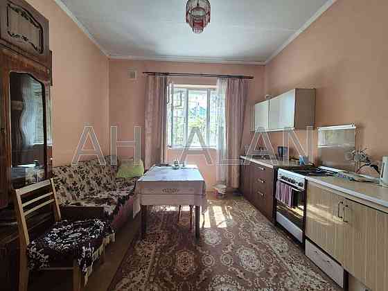 Продаж Будинок 5-кімнатний на Авіаційна вул., 43А Київ