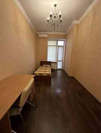 Оренда Квартира 3-кімнатна, 3/4 поверх на Генерала Наумова, 48а Київ