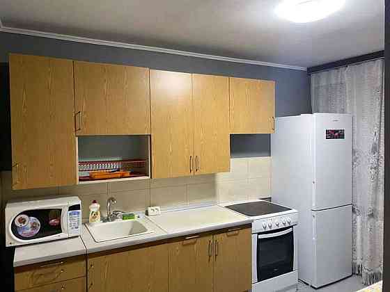 Оренда Квартира 3-кімнатна, 1/12 поверх на ул. Антоновича, 164 Kiev