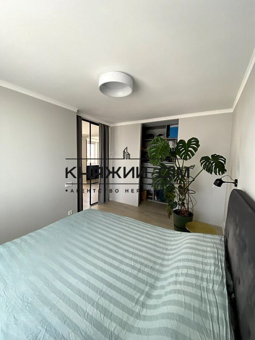 Продаж видовий 2-х к.кв. студіо м. Харківська. № 21142133 Київ - фото 3