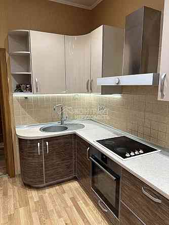 Продаж Квартира 3-кімнатна, 5/15 поверх на вул. Перемоги Харків