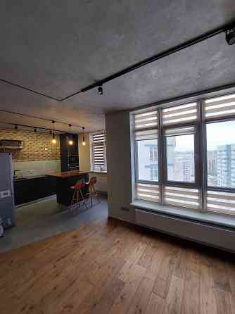 Продаж Квартира 3-кімнатна, 25/25 поверх на Пчілки Олени вул., д. 7 Київ