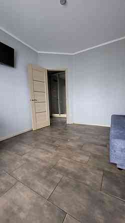 Оренда Квартира 1-кімнатна, 2/2 поверх на Садова, 53 Kiev