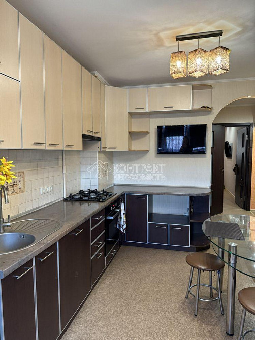 Продаж Квартира 1-кімнатна, 8/9 поверх на вул. Салтівське Харків - фото 1