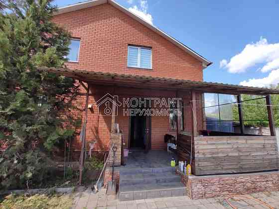 Продаж Будинок 5-кімнатний на вул. ул.Бурачека Kharkiv