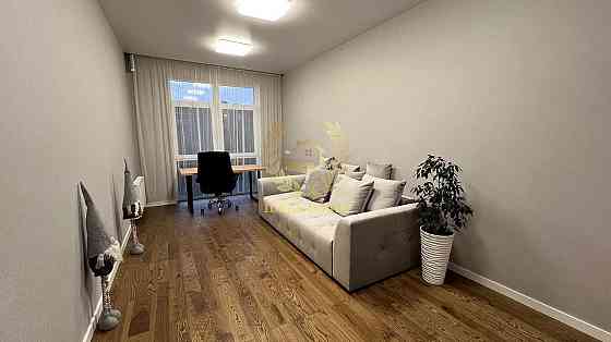 Продаж Квартира 2-кімнатна, 2/5 поверх на Университетская ул., 17А Kiev