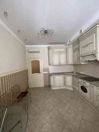 Продаж Квартира 3-кімнатна, 6/16 поверх на Шевченко ул. Одеса