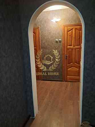 Продаєтся 2-кімнатна квартира на вул. Закревського. Троєщина. Київ