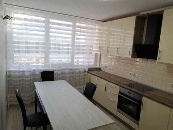 Оренда Квартира 1-кімнатна, 22/26 поверх на ул. Соломии Крушельницкой, 15в Київ