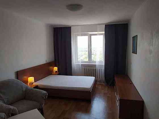 Оренда Квартира 1-кімнатна на ул. Григория Ващенко, 1 Київ