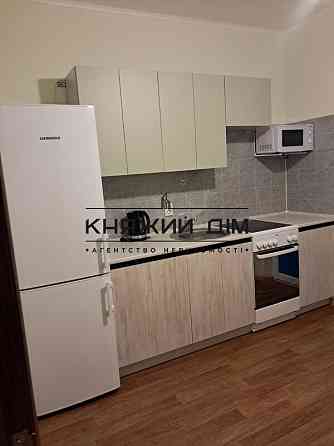 Оренда Квартира 1-кімнатна, 14/24 поверх на Софьи Русовой ул. Київ