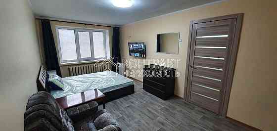 Оренда Квартира 1-кімнатна, 1/5 поверх на вул. Науки Харків