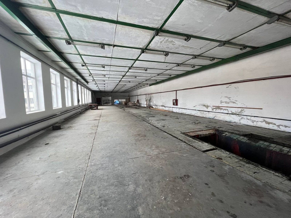 Продаж приміщення вільного призначення на Шкільна поверх - 1/2  - фото 1