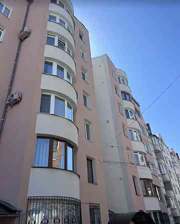 Продаж 3к квартири 120 кв. м на вул. Вільхова Ternopil'