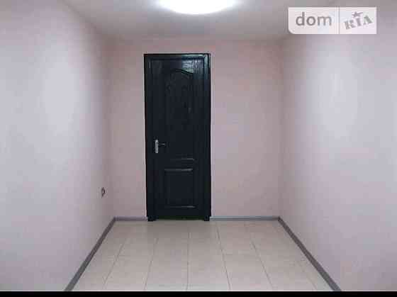 Оренда торгове приміщення на К. Кориатовичів поверх - 1/4 Винница