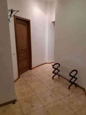 Оренда Квартира 2-кімнатна, 16/16 поверх на бул. Дружбы Народов Київ