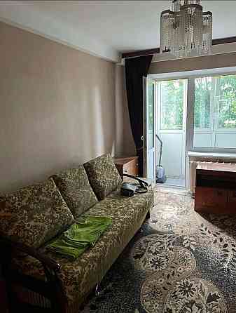 Оренда Квартира 1-кімнатна, 4/5 поверх на Салютная, 25 Київ