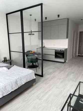 Оренда Квартира 1-кімнатна, 23/28 поверх на ул. Бориспольская Kiev