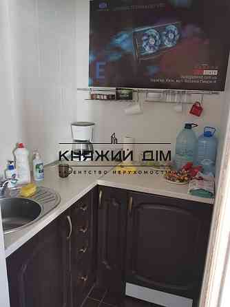 Продаж офісне приміщення на Гмыри Бориса ул. поверх - 17/17 Київ