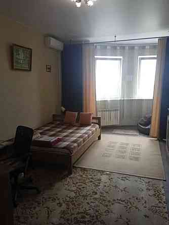 Оренда Квартира 1-кімнатна, 16/16 поверх на Тростянецька, 49 Киев