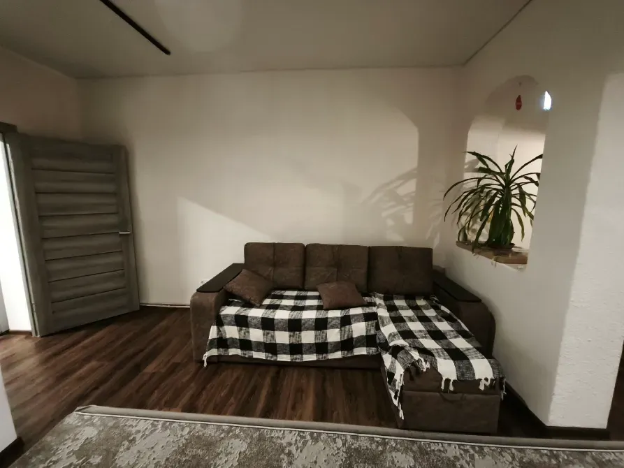 Аренда 1-этажный Дом с участком 7 сот 90 кв.м 3 комн. на Капушанська 82 Ужгород - изображение 2