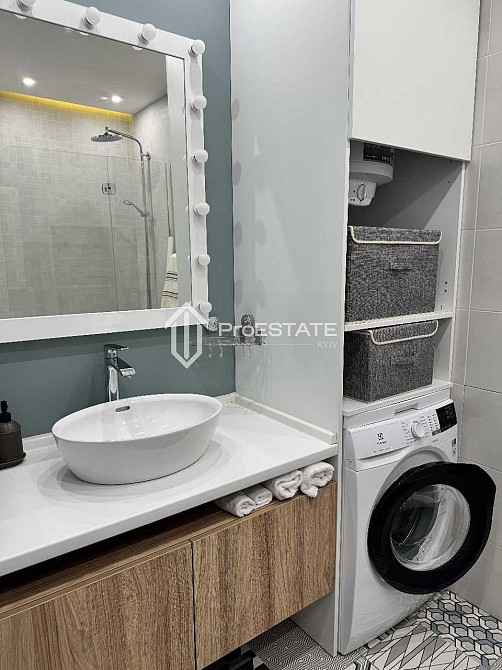 Продаж Квартира 2-кімнатна, 4/25 поверх на вул. Василя Тютюнника Киев - изображение 8