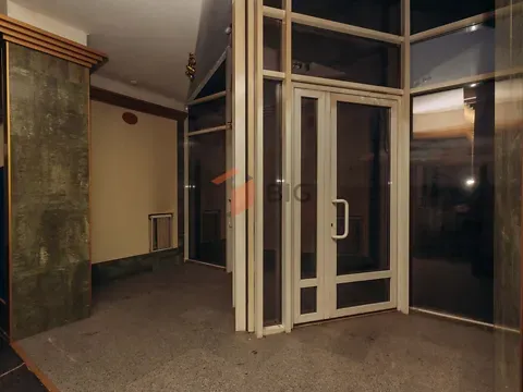 Здається    Чернівці Вокзальна (Гагаріна Юрія) вулиця Чернівці - фото 3