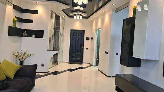 Оренда Квартира 1-кімнатна, 19/20 поверх на ул. Елены Пчилки, 2 Київ