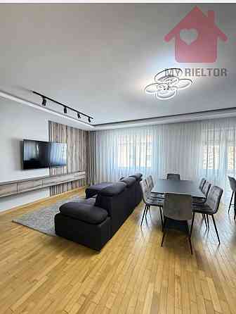 Продаж Квартира 4-кімнатна, 4/5 поверх на Тлехаса Ужгород