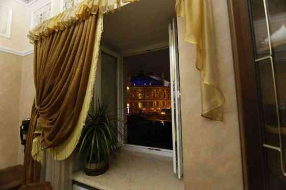 3х комнатная квартира Дерибасовская / Оперный театр Одесса