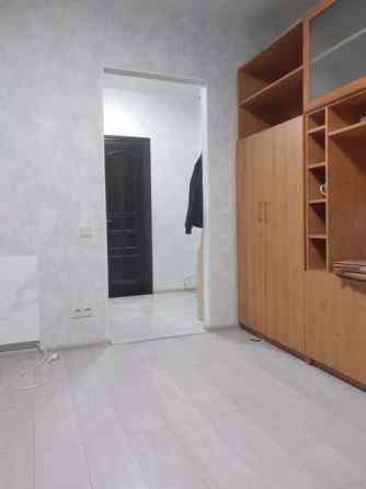 Оренда Квартира 1-кімнатна, 1/12 поверх на ул. Каменская Киев