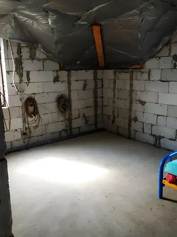 Продажа 2-этажный   140 кв.м 6 комн. на Назарія Яремчука вулиця 0  - изображение 4