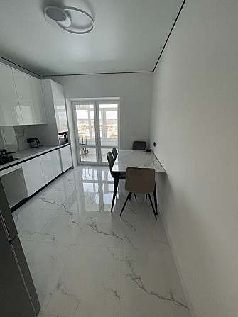 Продаж 2к квартири, 70 м.кв., р-н Кемпінг Велика Березовиця - фото 1