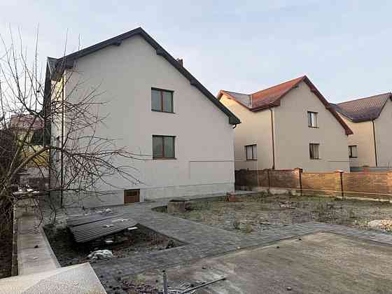 Продаж Будинок Uhryniv