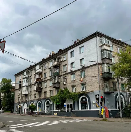 Аренда 3к Квартира 74 кв.м Білоруська 32 Киев